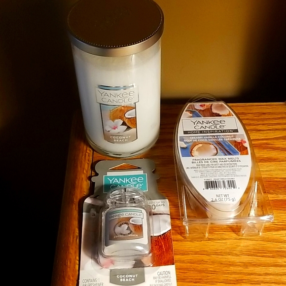 YANKEE CANDLE